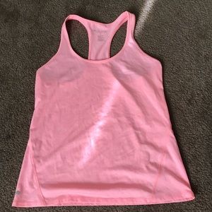 Workout tank top